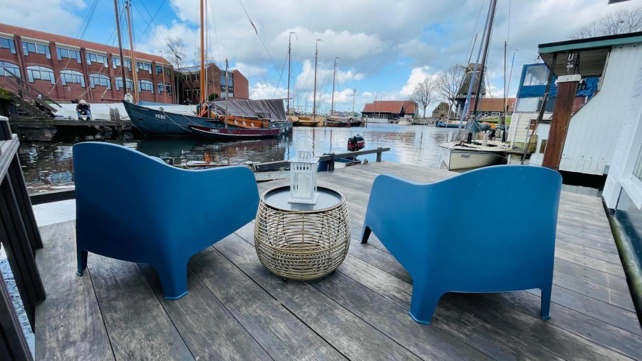 ホテル Woonboot 4 ハルデルウェイク エクステリア 写真