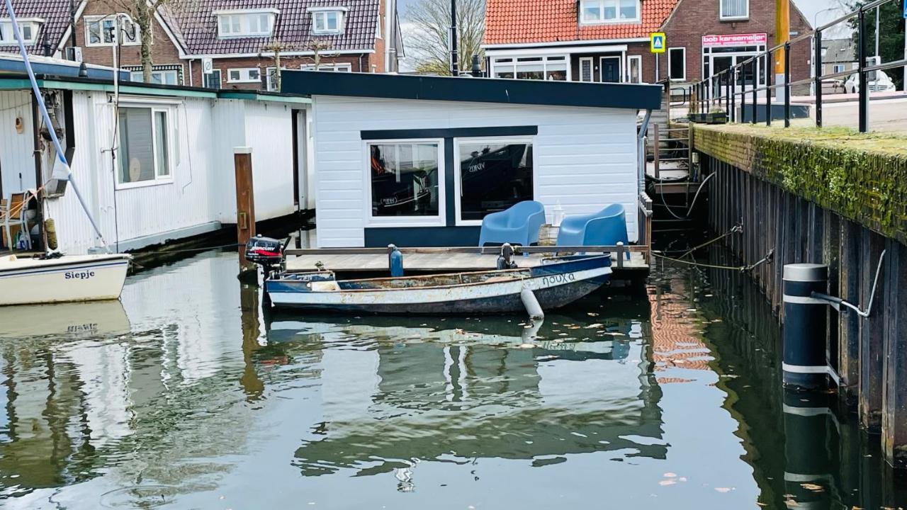 ホテル Woonboot 4 ハルデルウェイク エクステリア 写真