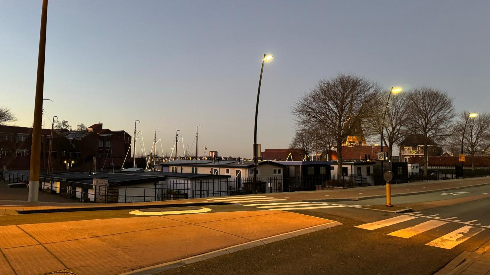 ホテル Woonboot 4 ハルデルウェイク エクステリア 写真